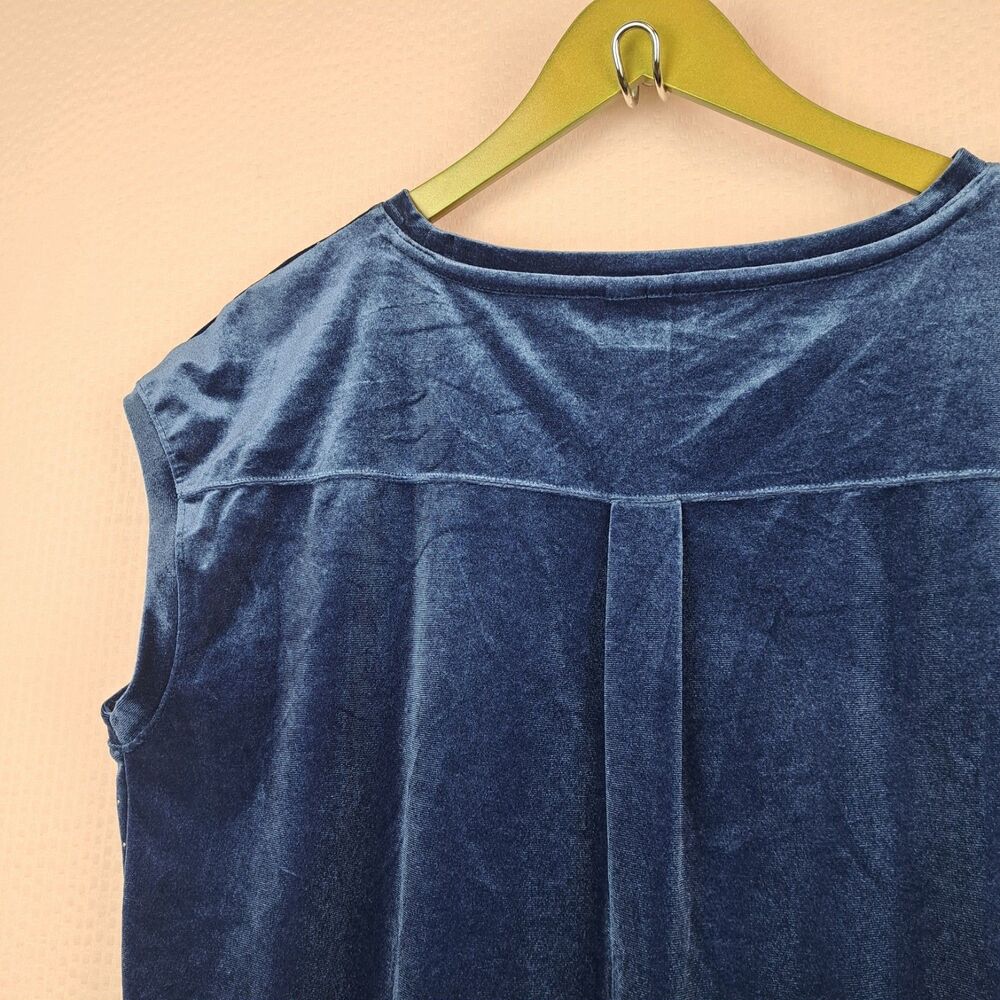 Elle Women Soft Velvet Navy Blue Size L Embellished Sleeveless - Picture 10 of 11